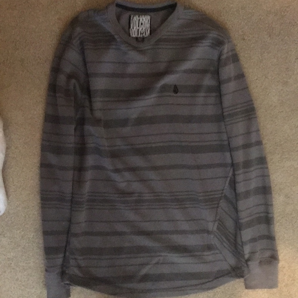 Volcom sweat shirt XL